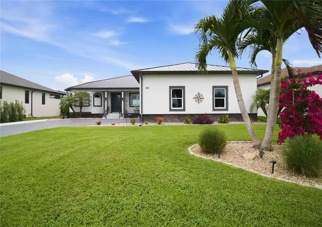 3rd image of 216 Rotonda Blvd E, Rotonda West, FL 33947 | MLS# N6144543