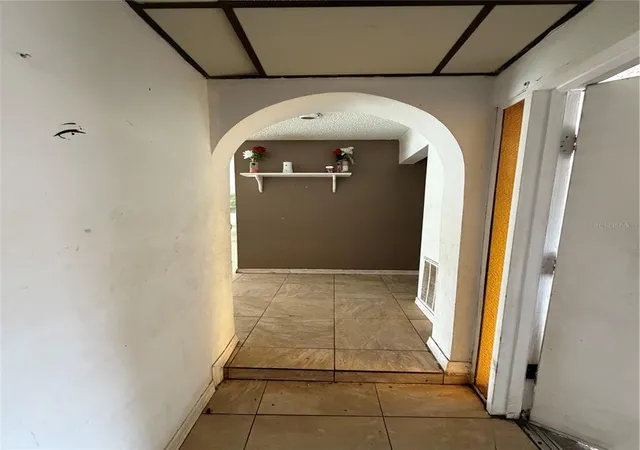 5th image of 1330 Emily Ct, Clearwater, FL 33756 | MLS# TB8514375