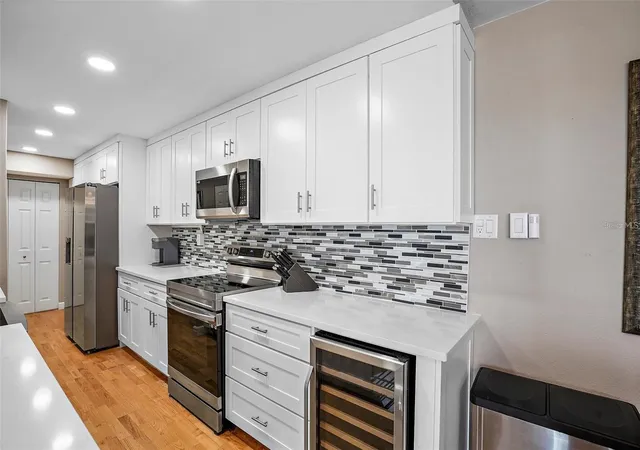 5th image of 10355 Paradise Blvd #1010-1011, Treasure Island, FL 33706 | MLS# TB8514404