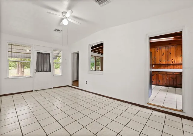 Homes for sale in Casselberry, FL | 43 N Winter Park Dr, Casselberry, FL 32707 | MLS# O6412591