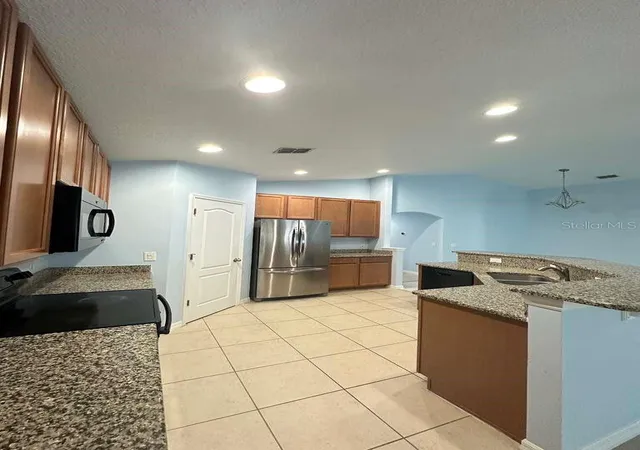 Photo 3 of Single family home for sale at 10816 Cabbage Tree Loop, Orlando, FL 32825 | MLS# S5151006 | Listing updated on 2026-10-01