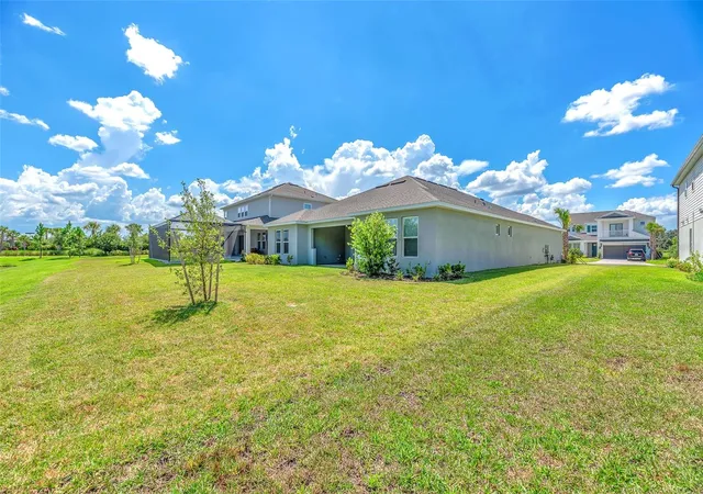 2nd image of 33372 Landsman Loop, Wesley Chapel, FL 33543 | MLS# TB8514424