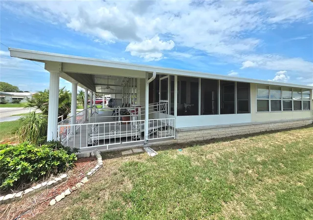 Photo 3 of Manufactured home for sale at 5334 Comanche St, Zephyrhills, FL 33542 | MLS# TB8514426 | Listing updated on 2026-08-26