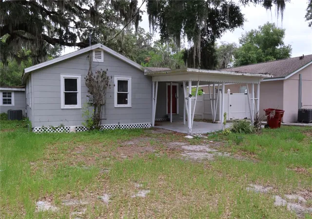 Photo 1 of Single family home for sale at 1202 N Ferrell St, Plant City, FL 33563 | MLS# A4695546 | Listing updated on 2026-09-28