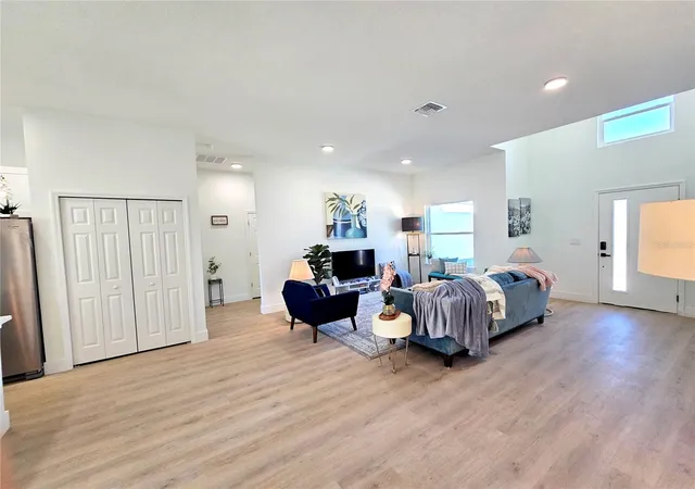 Photo 2 of Single family home for sale at 2523 Sw 153rd Place Rd, Ocala, FL 34473 | MLS# OM725791 | Listing updated on 2026-08-14