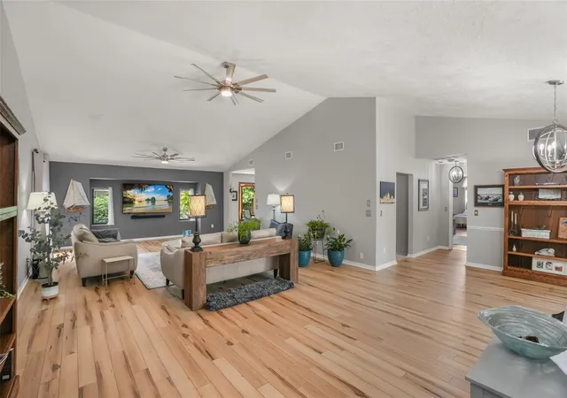 5th image of 112 Peachtree Cir, Daytona Beach, FL 32114 | MLS# V4949403
