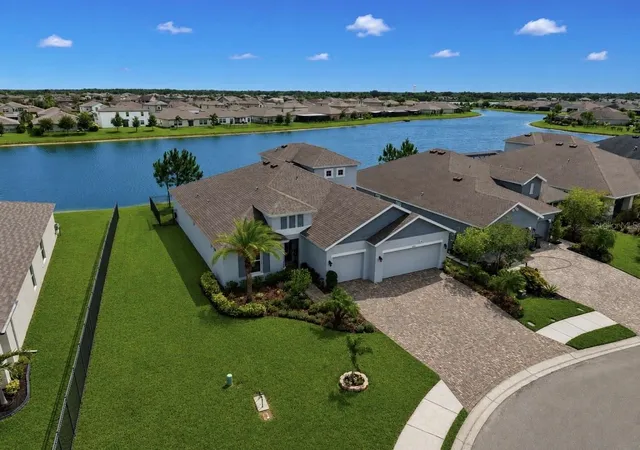 3rd image of 5206 Gavella Cvs, Palmetto, FL 34221 | MLS# TB8514479