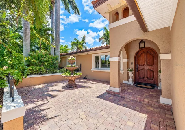 Single family home for sale at 1124 Seville Ln NE, Saint Petersburg, FL 33704 | MLS# TB8514480