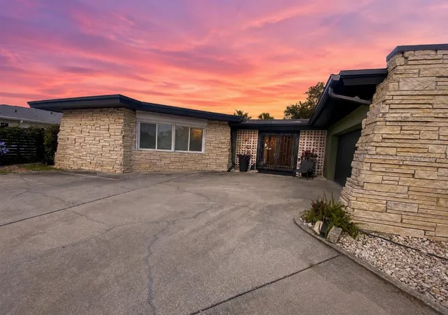 1st image of 307 Orangewood Ln, Largo, FL 33770 | MLS# TB8514498
