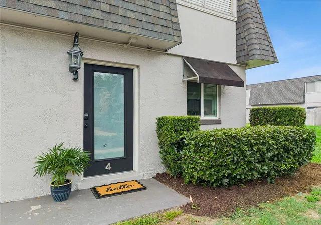 Homes for sale in Orlando, FL | 1922 Conway Rd #4, Orlando, FL 32812 | MLS# O6412646