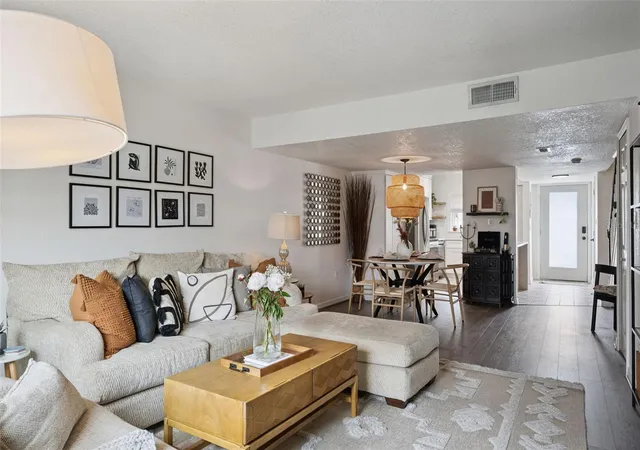 Homes for sale in ORLANDO, FL | 1922 Conway Rd, ORLANDO, FL 32812