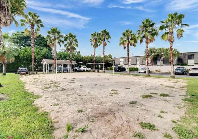 Homes for sale in Orlando, FL | 1922 Conway Rd #4, Orlando, FL 32812 | MLS# O6412646