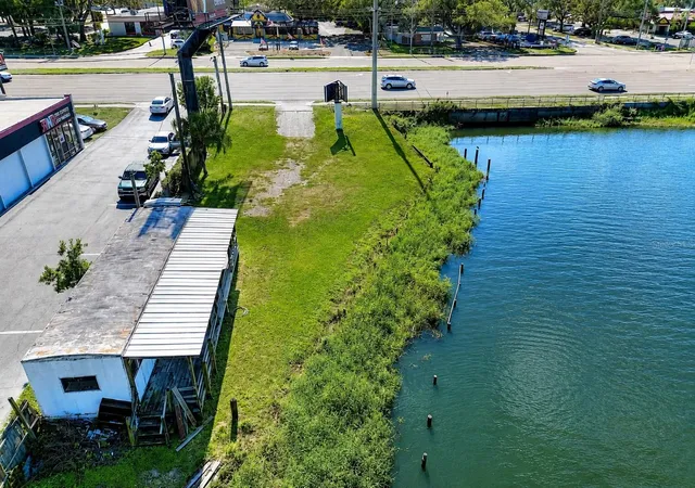 Photo 3 of Land for sale at 1214 W Brandon Blvd, Brandon, FL 33511 | MLS# TB8514548 | Listing updated on 2026-09-21