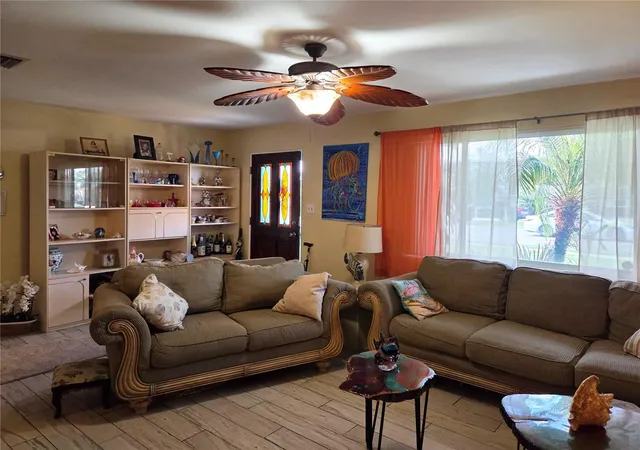 Photo 2 of Sale Pending at 11066 102nd Avenue N, Seminole, FL 33778 | MLS# TB8514558 | Listing updated on 2026-08-25