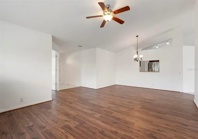 Photo 4 of Sale Pending at 5368 Kelly Dr #17, Sarasota, FL 34233 | MLS# A4695569 | Listing updated on 2026-10-07