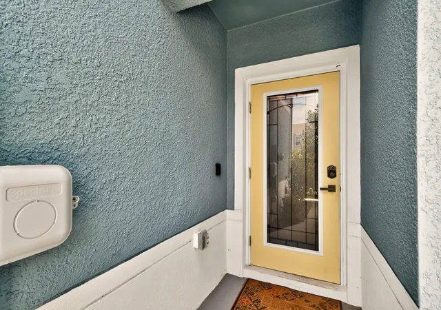 3rd image of 3083 Victoria Inlet Dr, Holiday, FL 34691 | MLS# TB8514561