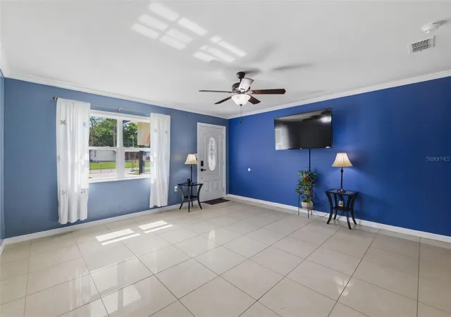 5th image of 421 Waterview Dr, Polk City, FL 33868 | MLS# L4962372