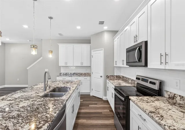 Photo 4 of Single family home for sale at 801 Pecan Ave, Sanford, FL 32771 | MLS# O6412730 | Listing updated on 2026-07-06
