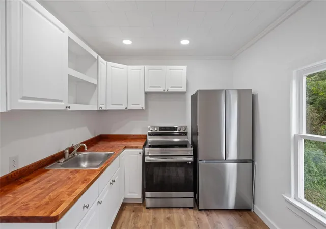 5th image of 515 Stafford Ave, Brooksville, FL 34601 | MLS# W7886325