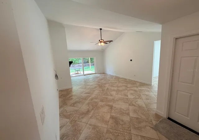 3rd image of 1083 Beckstrom Dr, Oviedo, FL 32765 | MLS# O6412746