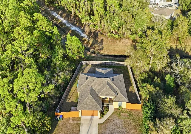 Photo 3 of Single family home for sale at 3018 Barry Rd, North Port, FL 34286 | MLS# O6412751 | Listing updated on 2026-09-10