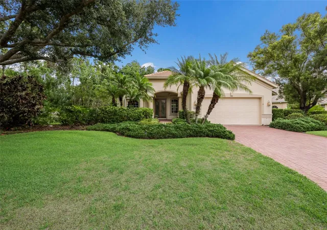 Homes for sale in Lakewood Ranch, FL | 8005 Waterview Blvd, Lakewood Ranch, FL 34202 | MLS# A4695591