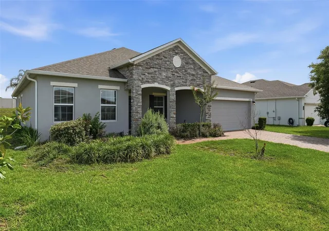 Homes for sale in Apopka, FL | 2524 Carriage Pointe Loop, Apopka, FL 32712 | MLS# O6412761
