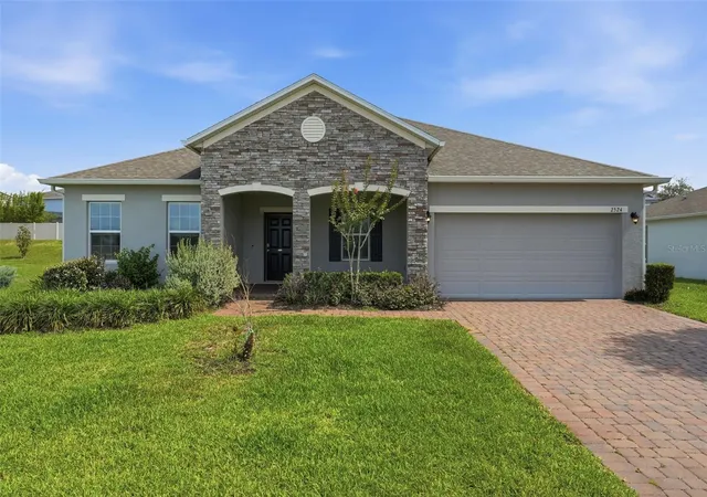 Homes for sale in Apopka, FL | 2524 Carriage Pointe Loop, Apopka, FL 32712 | MLS# O6412761