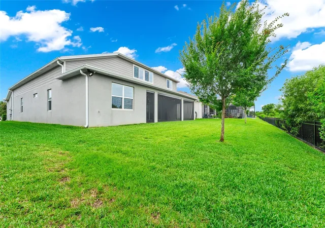 Photo 4 of Single family home for sale at 2314 Nuthatch St, Saint Cloud, FL 34771 | MLS# O6412765 | Listing updated on 2026-10-07