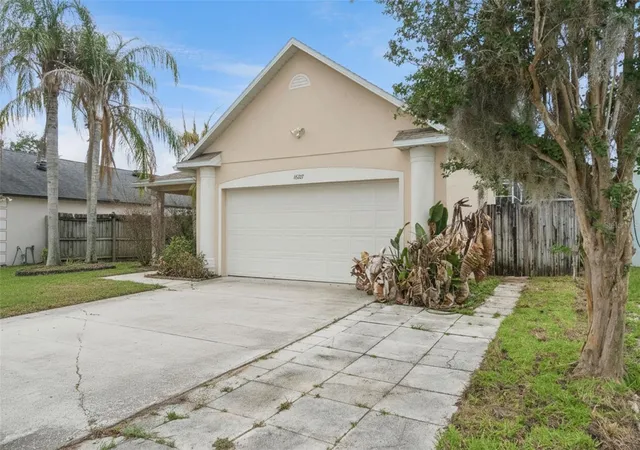 3rd image of 16217 Coopers Hawk Ave, Clermont, FL 34714 | MLS# O6412767