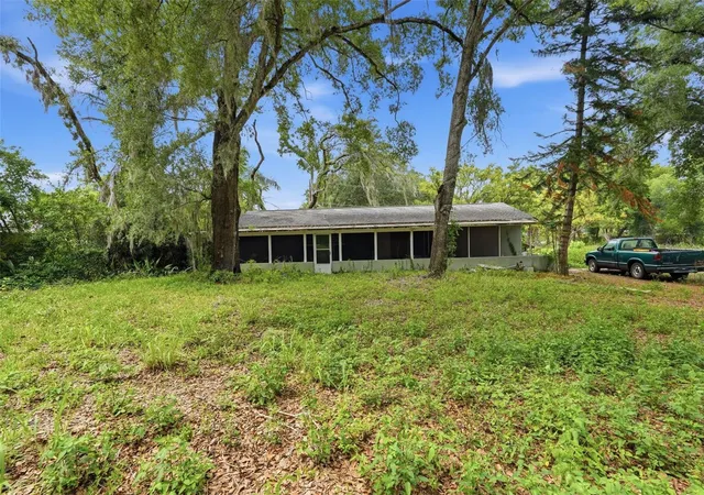 Photo 3 of Single family home for sale at 832 S Parsons Ave, Brandon, FL 33511 | MLS# TB8514621 | Listing updated on 2026-08-22
