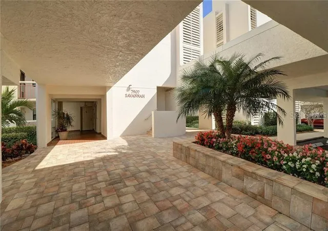 Homes for sale in South Pasadena, FL | 7907 Sailboat Key Blvd S #105, South Pasadena, FL 33707 | MLS# TB8514626