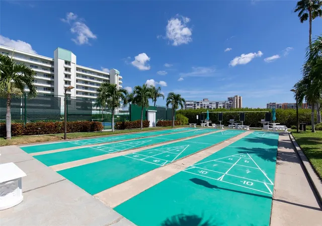 Homes for sale in South Pasadena, FL | 7907 Sailboat Key Boulevard, South Pasadena, FL 33707 | Houzeo