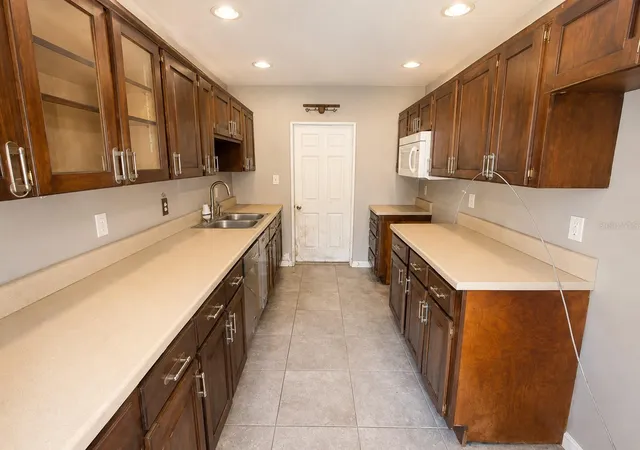 3rd image of 508 Oakland Rd, Auburndale, FL 33823 | MLS# S5151039