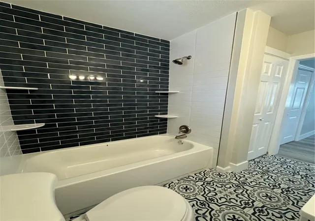 Photo 3 of House for sale at 260 20th Avenue S, St Petersburg, FL 33705 | MLS# TB8514661 | Listing updated on 2026-10-01