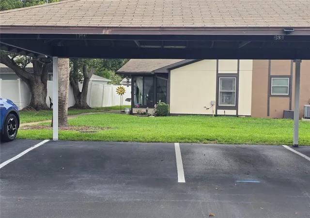 Homes for sale in Zephyrhills, FL | 4632 Blossom Blvd #4632, Zephyrhills, FL 33542 | MLS# A4695613