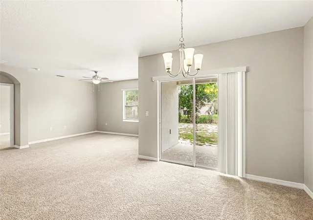 Photo 3 of Single family home for sale at 996 Summer Glen Dr, Winter Haven, FL 33880 | MLS# O6412843 | Listing updated on 2026-08-07