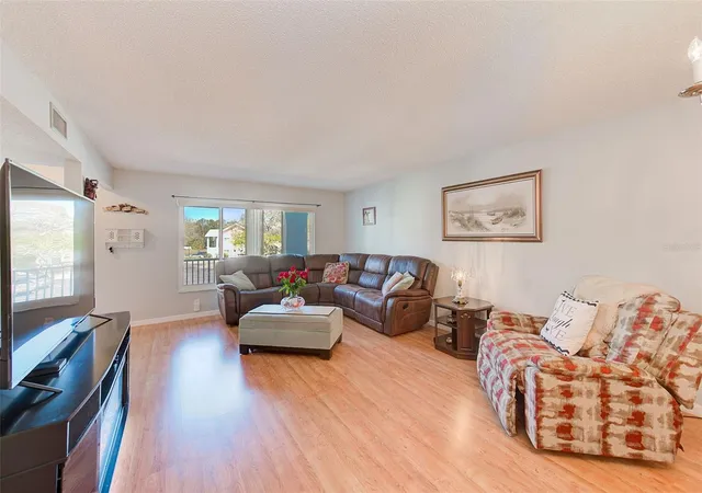 4th image of 2229 Americus Blvd W, Clearwater, FL 33763
