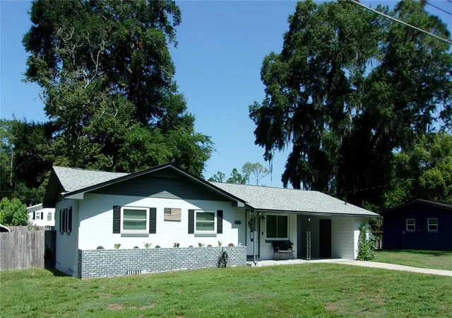 1st image of 428 Ne 21st Ter, Ocala, FL 34470 | MLS# OM725834