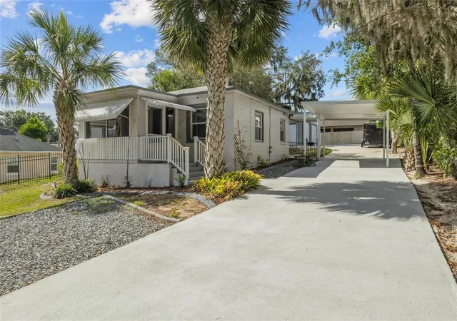 1st image of 205 W Maple St, Davenport, FL 33837 | MLS# P4938894