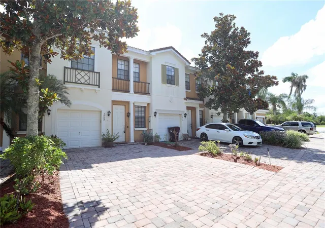 Homes for sale in Saint Cloud, FL | 3408 Allegra Cir, Saint Cloud, FL 34772 | MLS# S5151064
