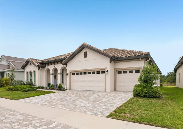 3rd image of 14537 Swiss Bridge Dr, Lithia, FL 33547 | MLS# TB8514732