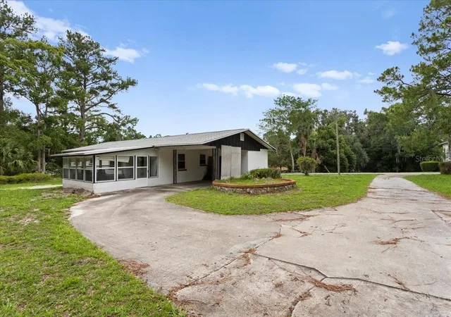 Photo 3 of Single family home for sale at 23363 NW 191st Avenue, High Springs, FL 32643 | MLS# GC540834 | Listing updated on 2026-08-07
