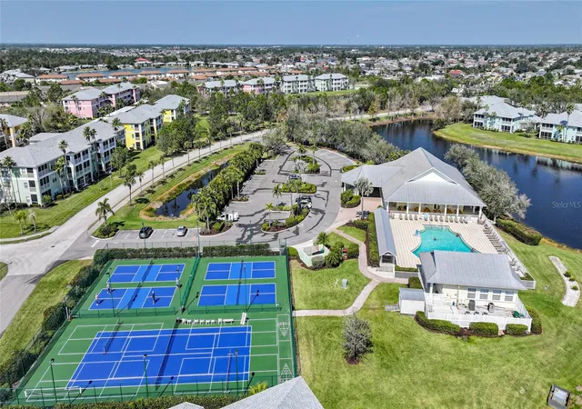 Listing Photo 3 - Condo for sale in building located at 2061 Willow Hammock Cir, PORT CHARLOTTE, FL 33983 - Unit #105