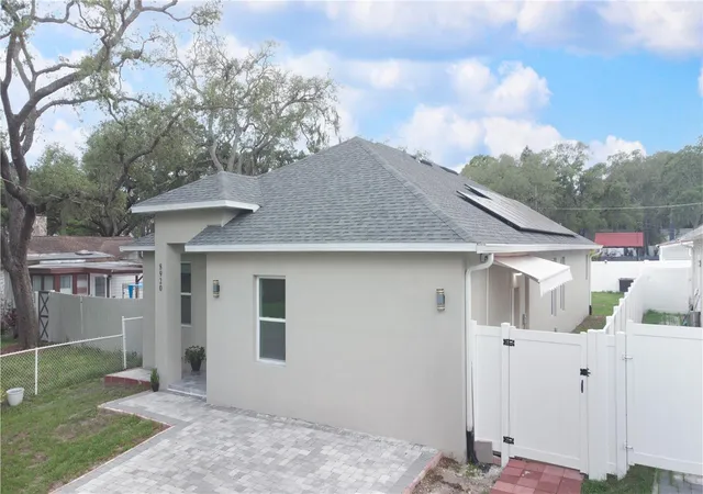 Homes for sale in Tampa, FL | 8920 N Newport Ave, Tampa, FL 33604 | MLS# TB8514746