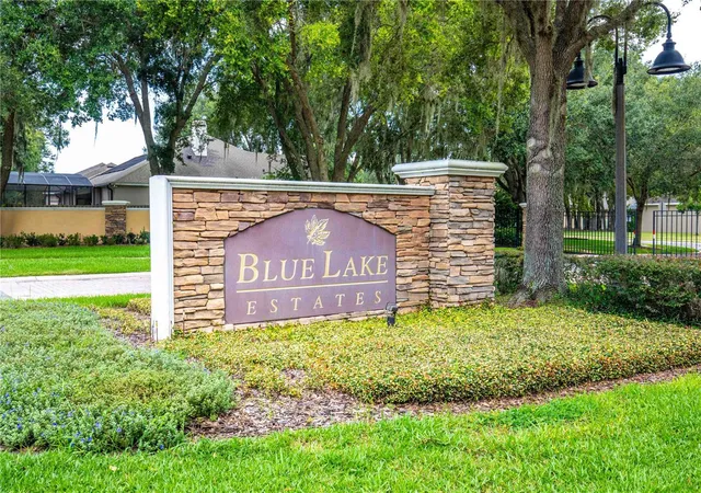 39th image of 303 W Blue Water Edge Dr, Eustis, FL 32736 | MLS# G5113202