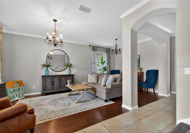 4th image of 303 W Blue Water Edge Dr, Eustis, FL 32736 | MLS# G5113202