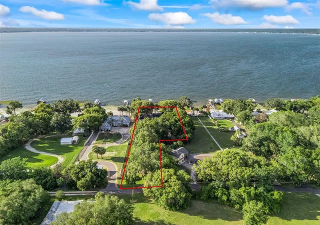 Homes for sale in Weirsdale, FL | 13061 Se 158th Ln, Weirsdale, FL 32195 | MLS# G5113203