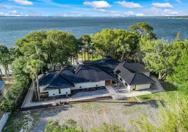 Homes for sale in Weirsdale, FL | 13061 Se 158Th Ln, Weirsdale, FL 32195 | MLS# G5113203
