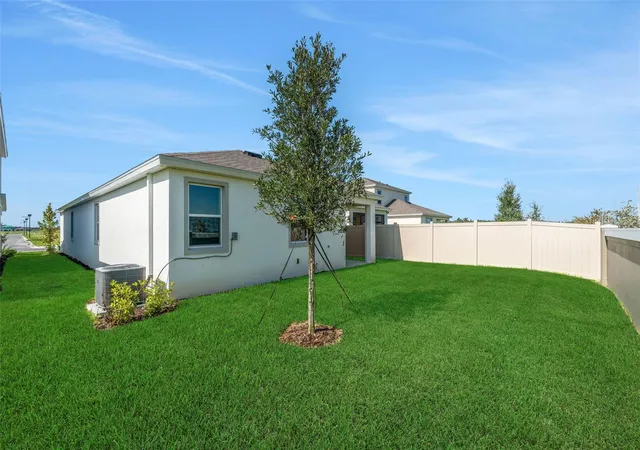 Photo 4 of Single family home for sale at 8124 Sunny Point Trl, Parrish, FL 34219 | MLS# G5113204 | Listing updated on 2026-10-02